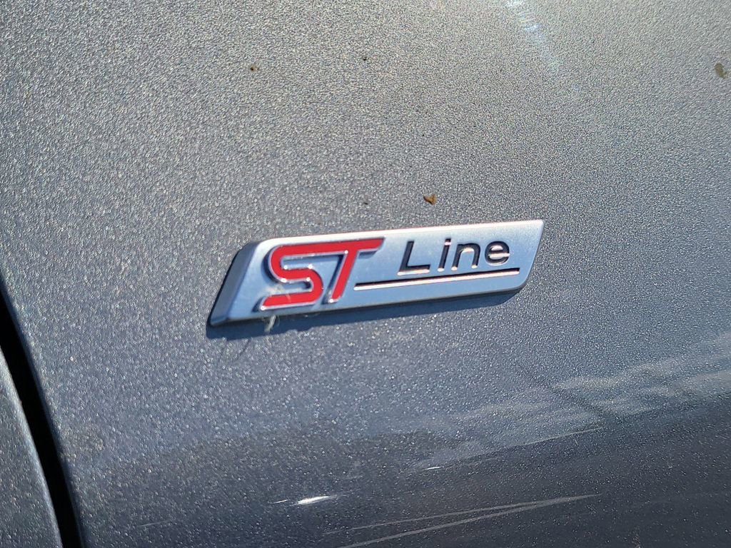 Used 2023 Ford Explorer ST-Line w/ Class IV Trailer Tow Package RWD image 6