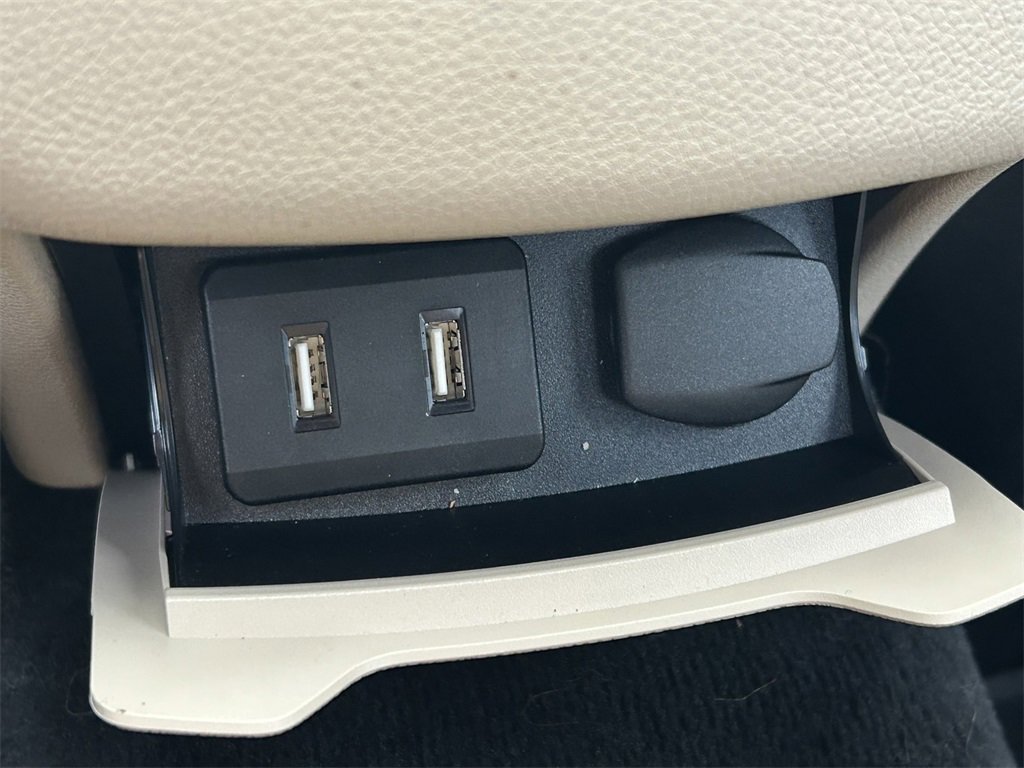 Used 2021 Mercedes-Benz C 300 Sedan image 21