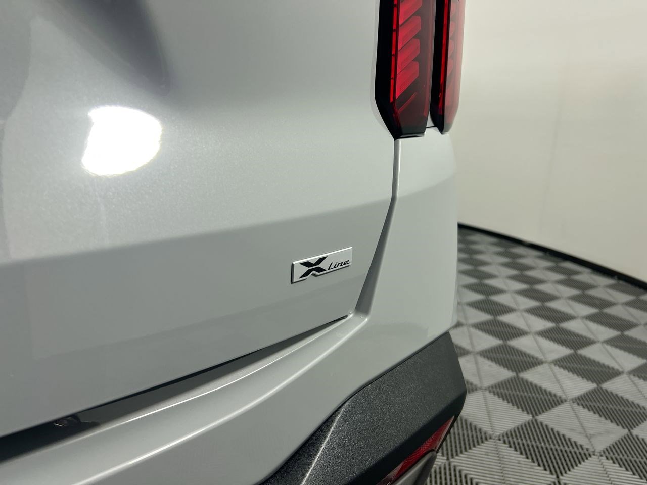 New 2025 Kia Sorento SX Prestige w/ Sage Leather Package image 8