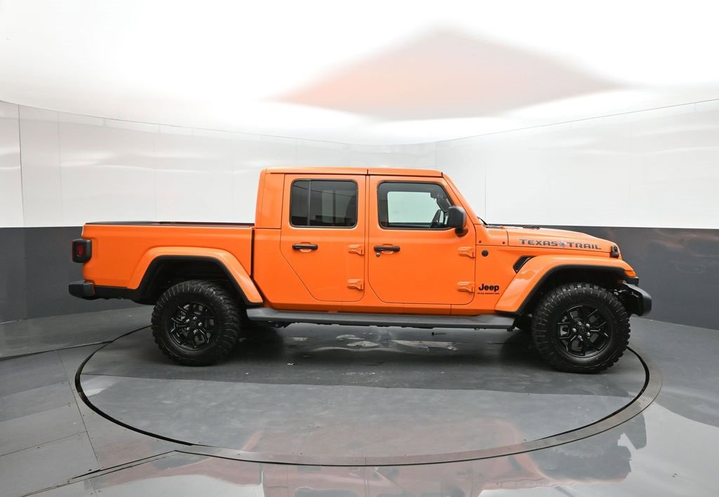 New 2025 Jeep Gladiator Sport image 26