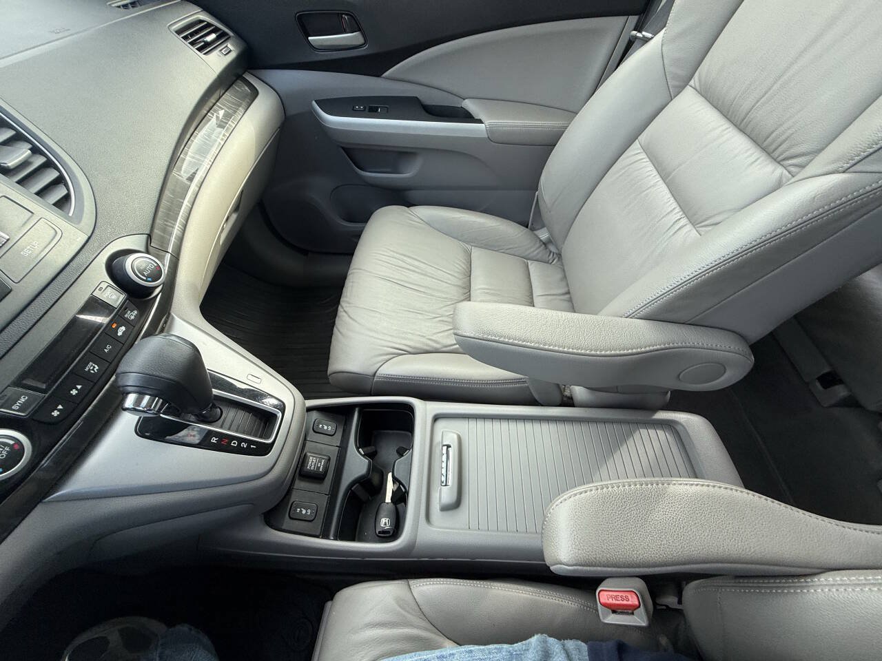Used 2012 Honda CR-V EX-L image 18