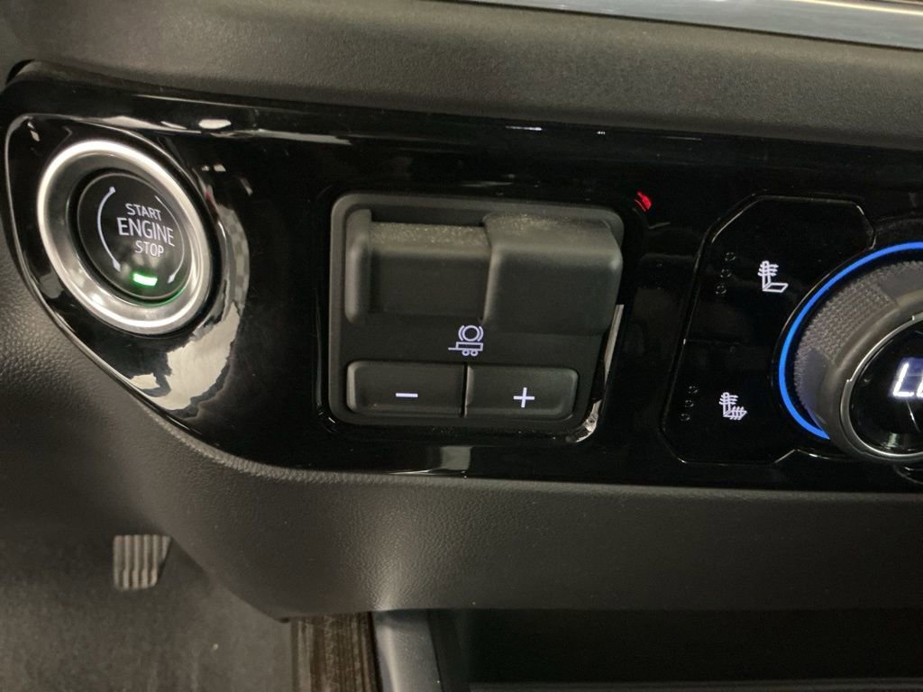 Used 2022 Chevrolet Silverado 1500 RST w/ Convenience Package II image 13