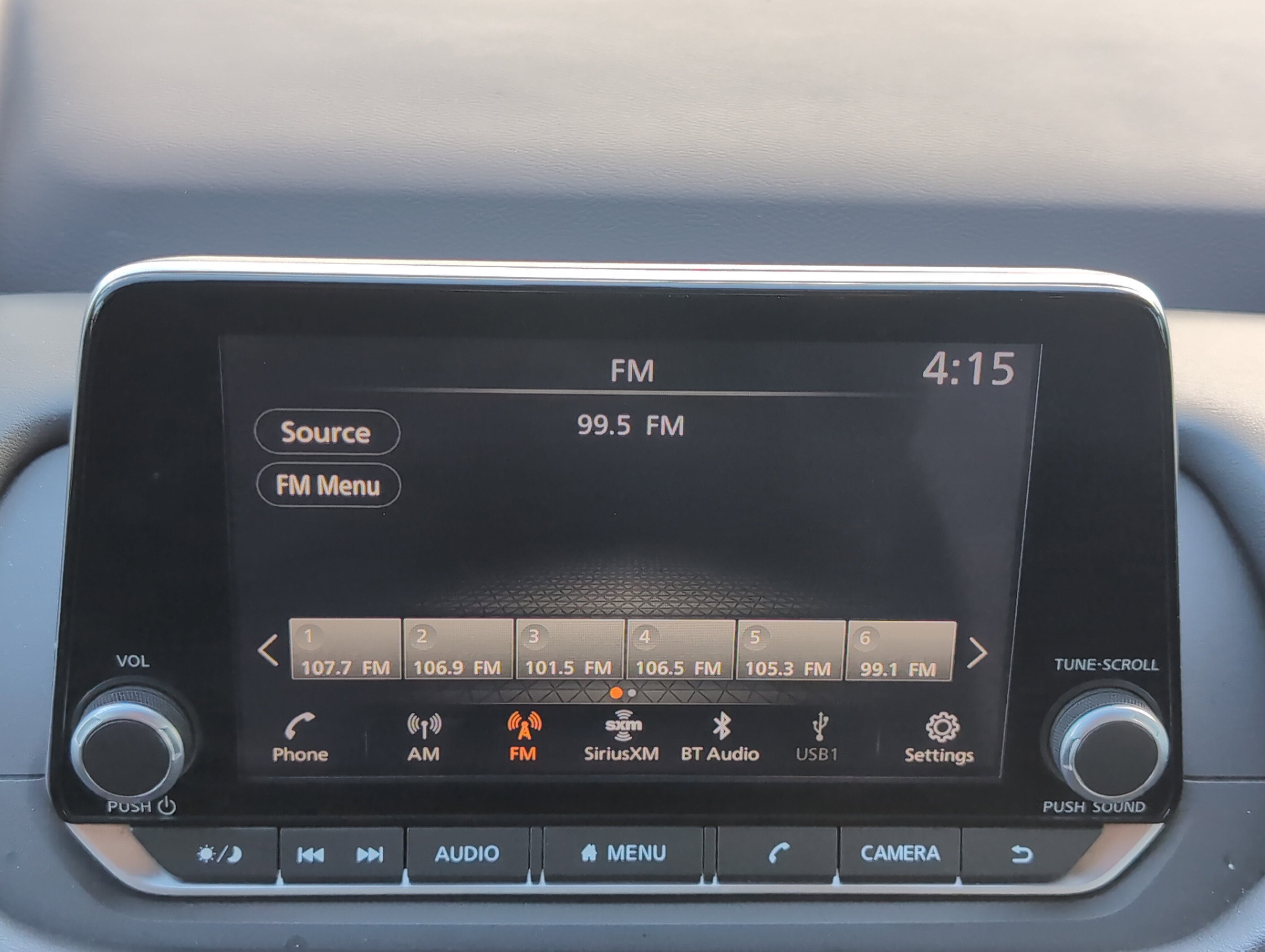 Used 2023 Nissan Rogue SV AWD/4WD image 23