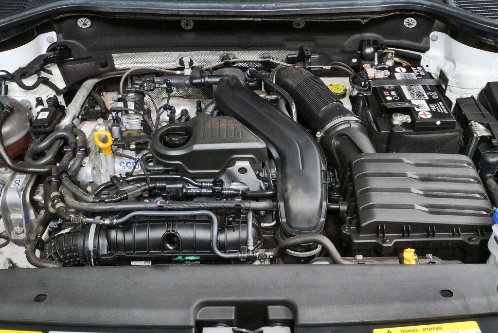Certified 2023 Volkswagen Taos SE FWD image 31