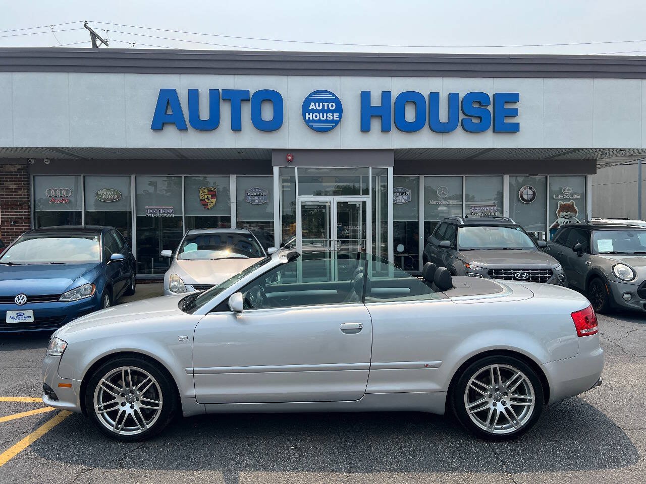 Used 2009 Audi A4 2.0T AWD/4WD image 3
