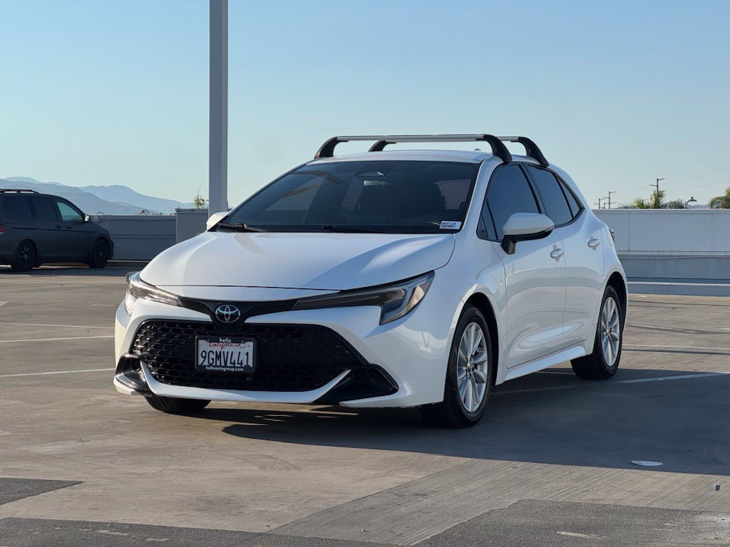 Used 2023 Toyota Corolla SE FWD image 5