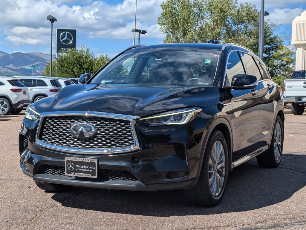 Used 2023 INFINITI QX50 Luxe AWD/4WD image 3