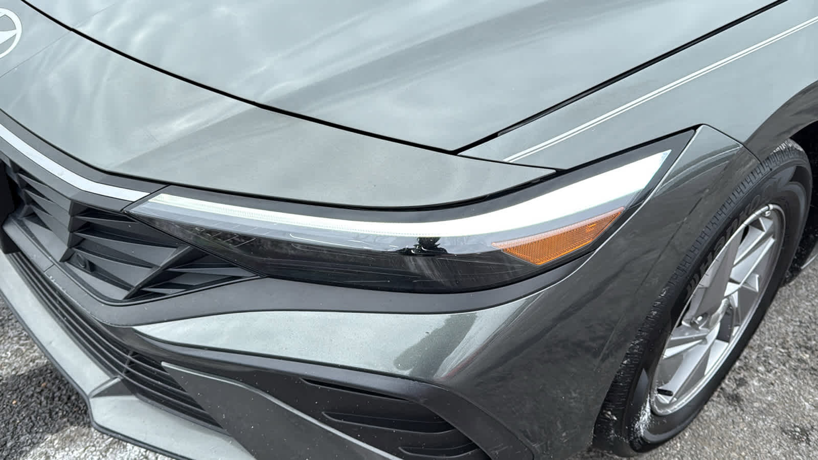 Used 2025 Hyundai Elantra SE image 9