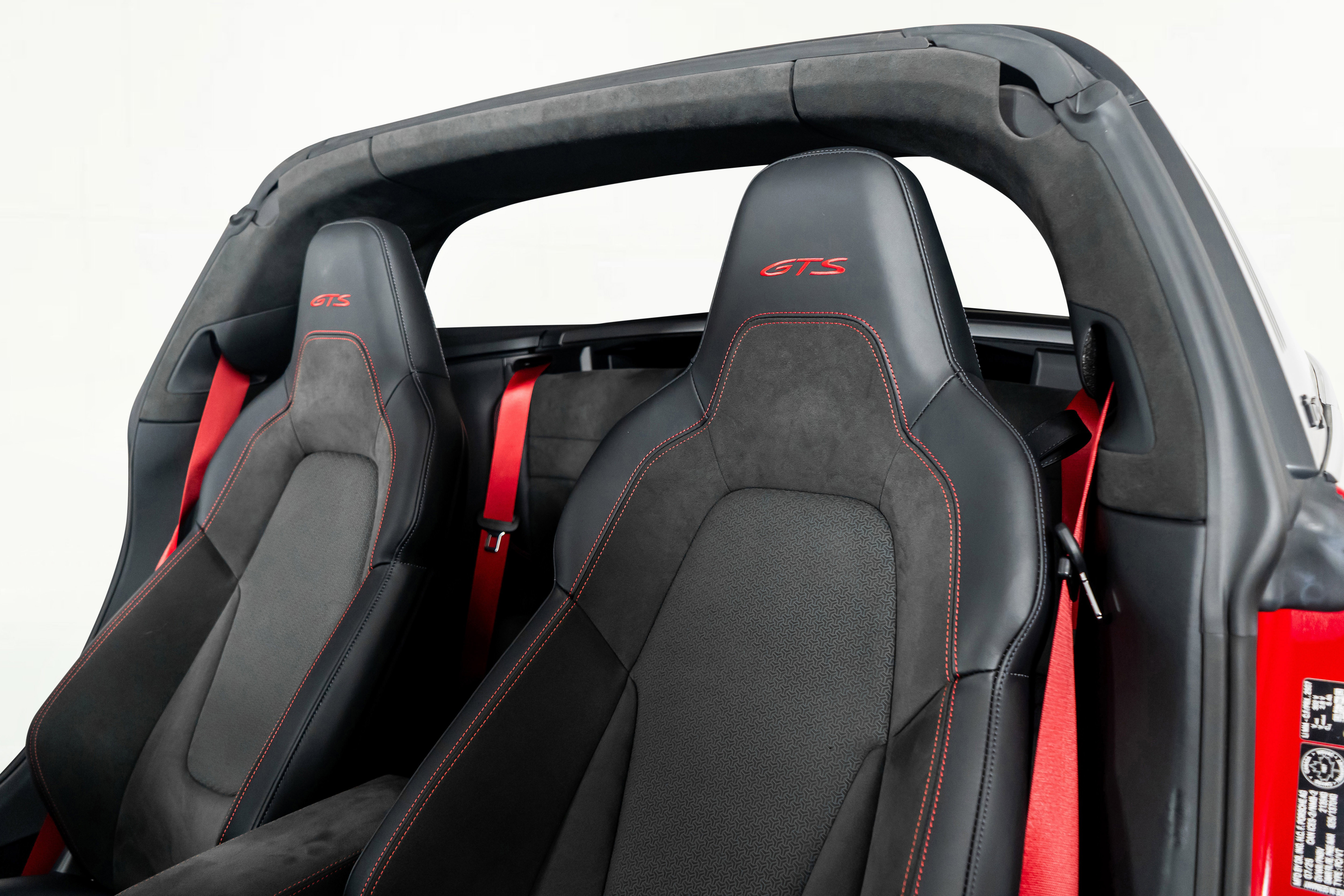 Used 2026 Porsche 911 Targa 4 GTS w/ Premium Package image 3