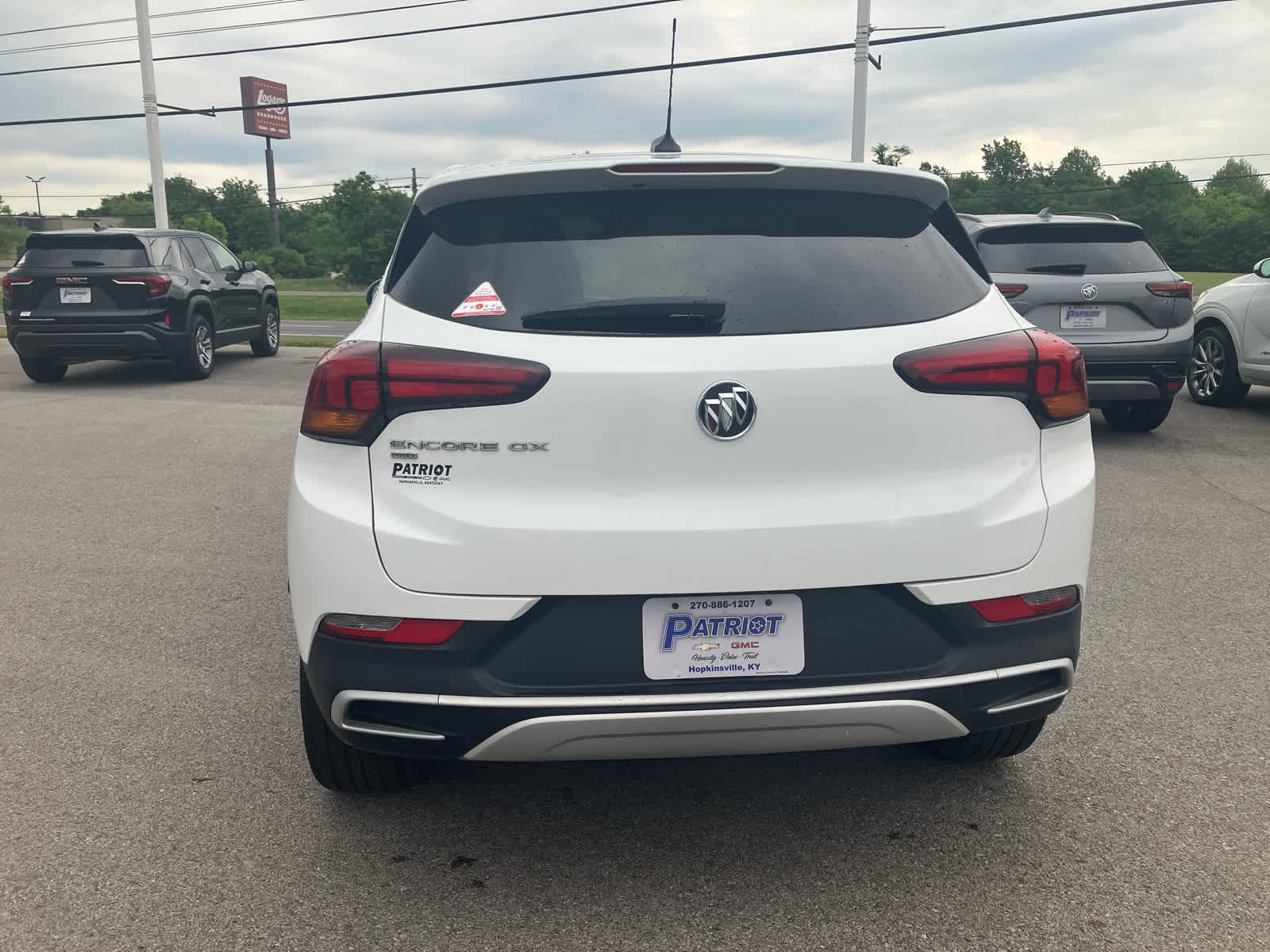 Used 2023 Buick Encore GX Preferred w/ Cold Weather Comfort Package AWD/4WD image 6