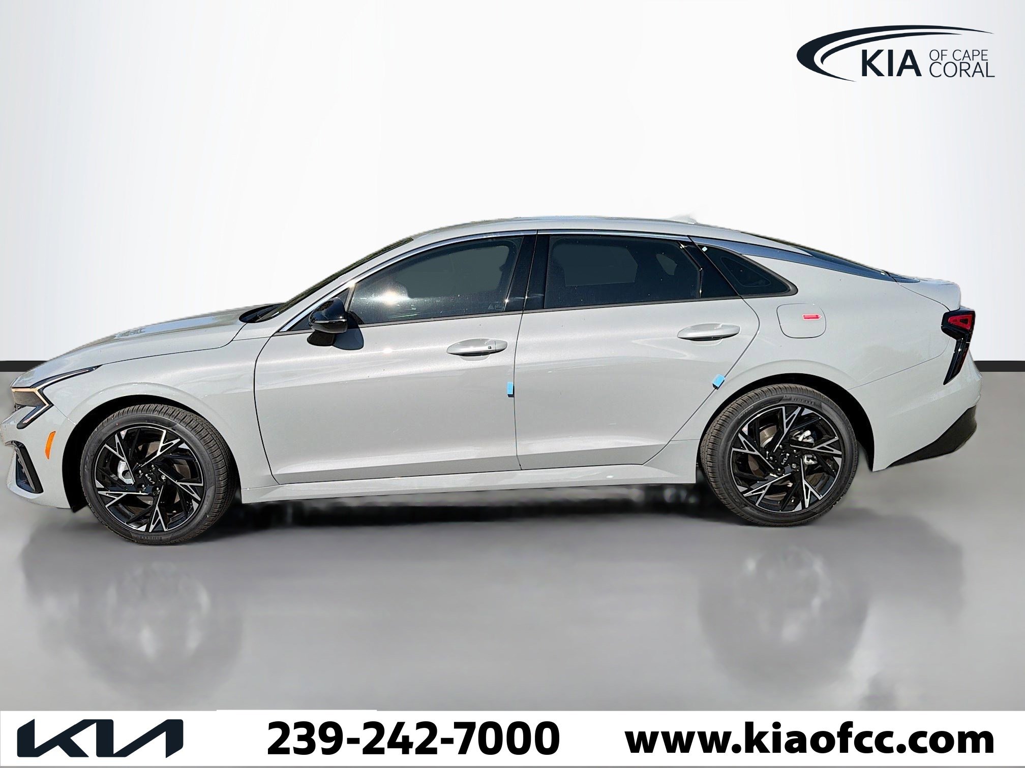 New 2026 Kia K5 GT-Line w/ GT-Line Red Interior Package FWD image 3