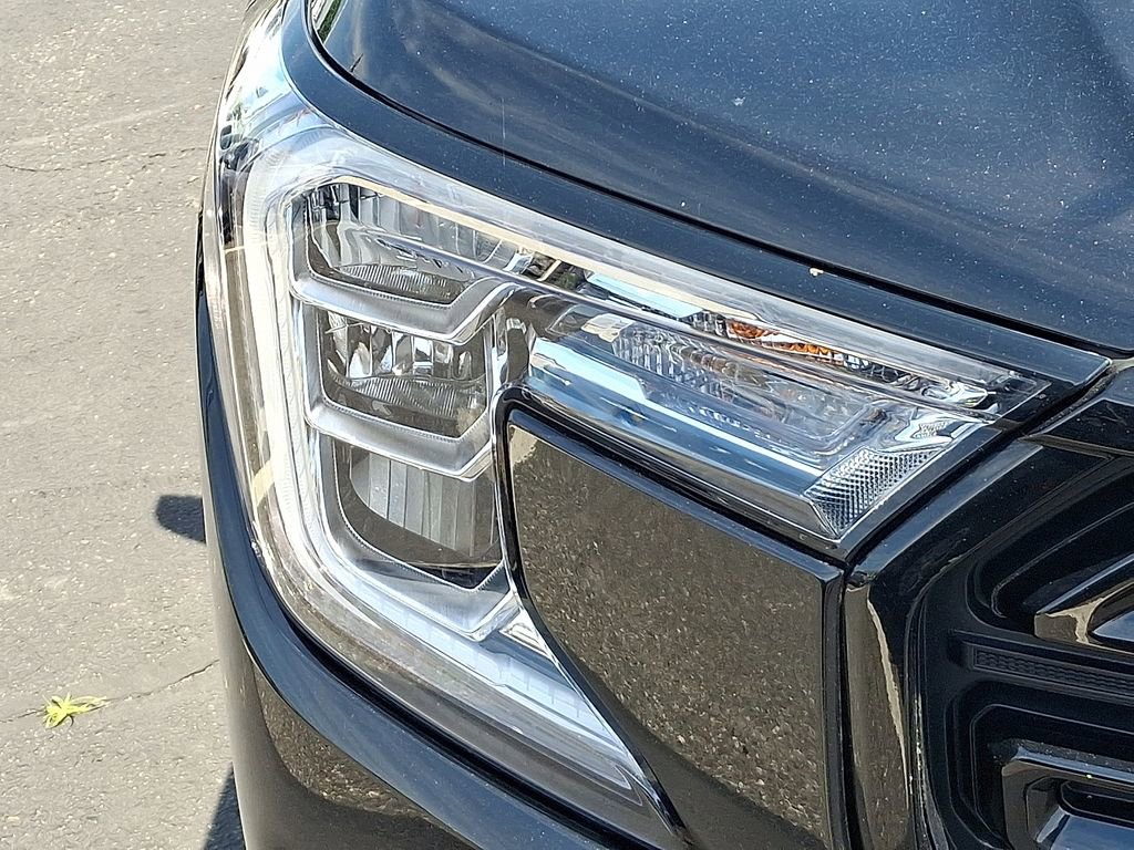 Certified 2023 GMC Terrain SLE w/ Elevation Edition AWD/4WD image 9