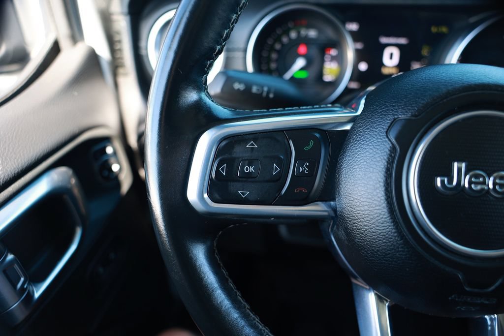 Used 2022 Jeep Wrangler Unlimited Sahara AWD/4WD image 24