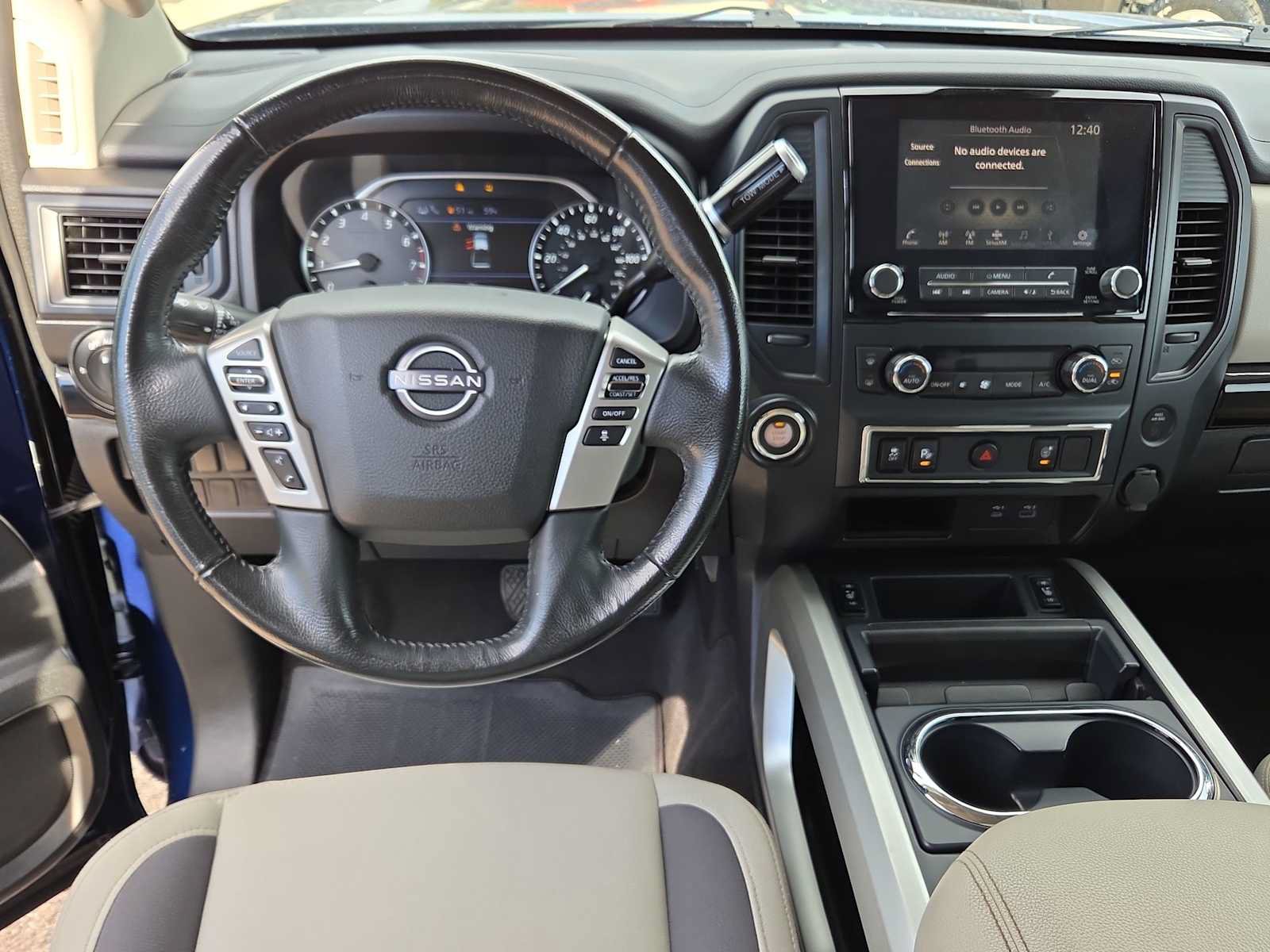 Used 2023 Nissan Titan SV w/ SV Convenience Package RWD image 14