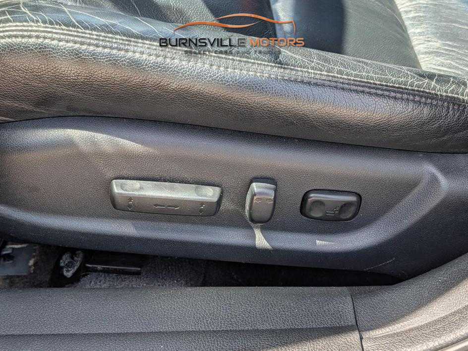 Used 2010 Honda Accord EX-L image 17