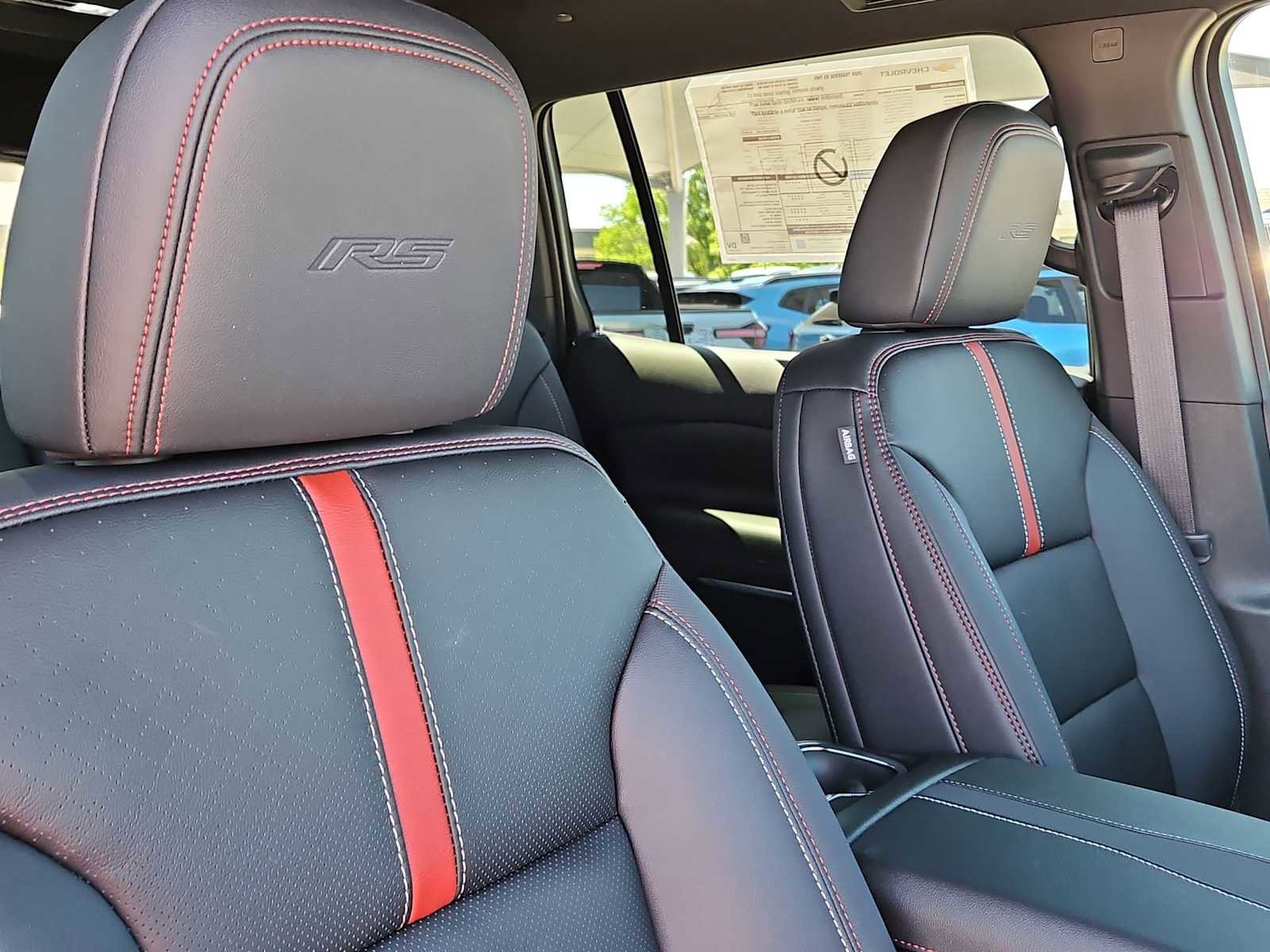 New 2026 Chevrolet Traverse RS image 18