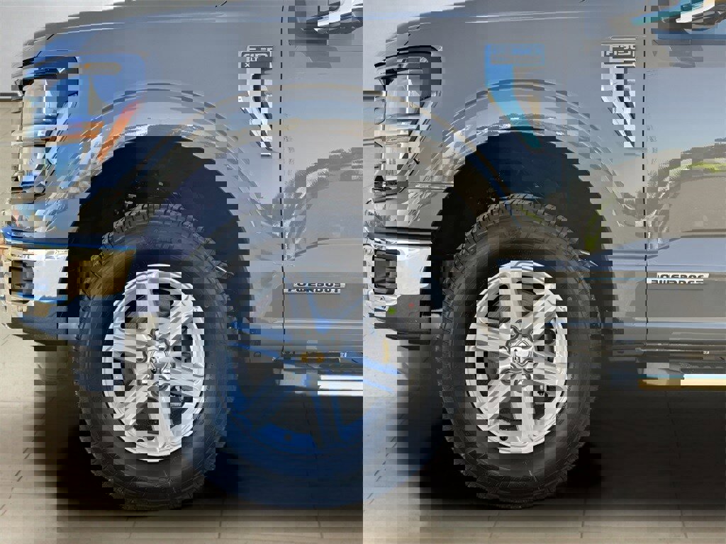 New 2025 Ford F150 XLT w/ Equipment Group 302A MID image 40