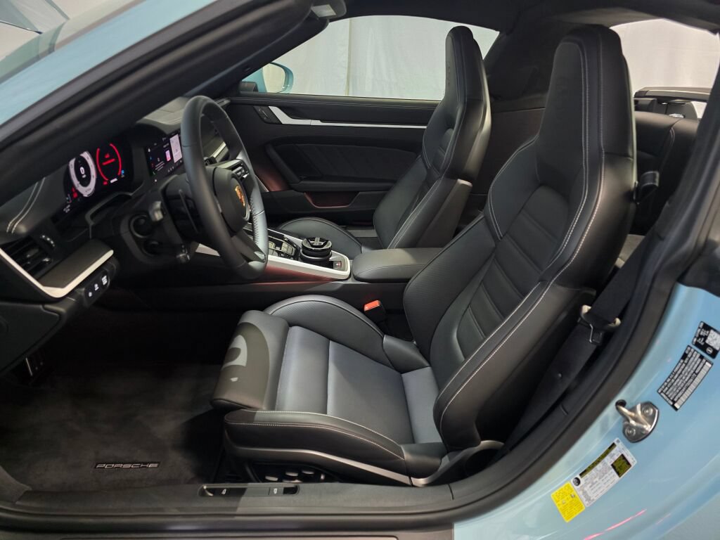 Used 2026 Porsche 911 Targa 4 GTS AWD/4WD image 15
