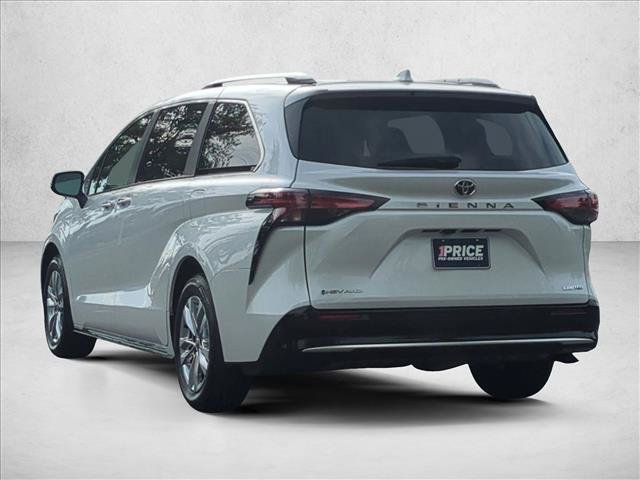 Used 2026 Toyota Sienna Limited AWD/4WD image 8