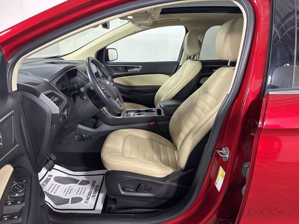 Certified 2024 Ford Edge SEL w/ Convenience Package AWD/4WD image 15
