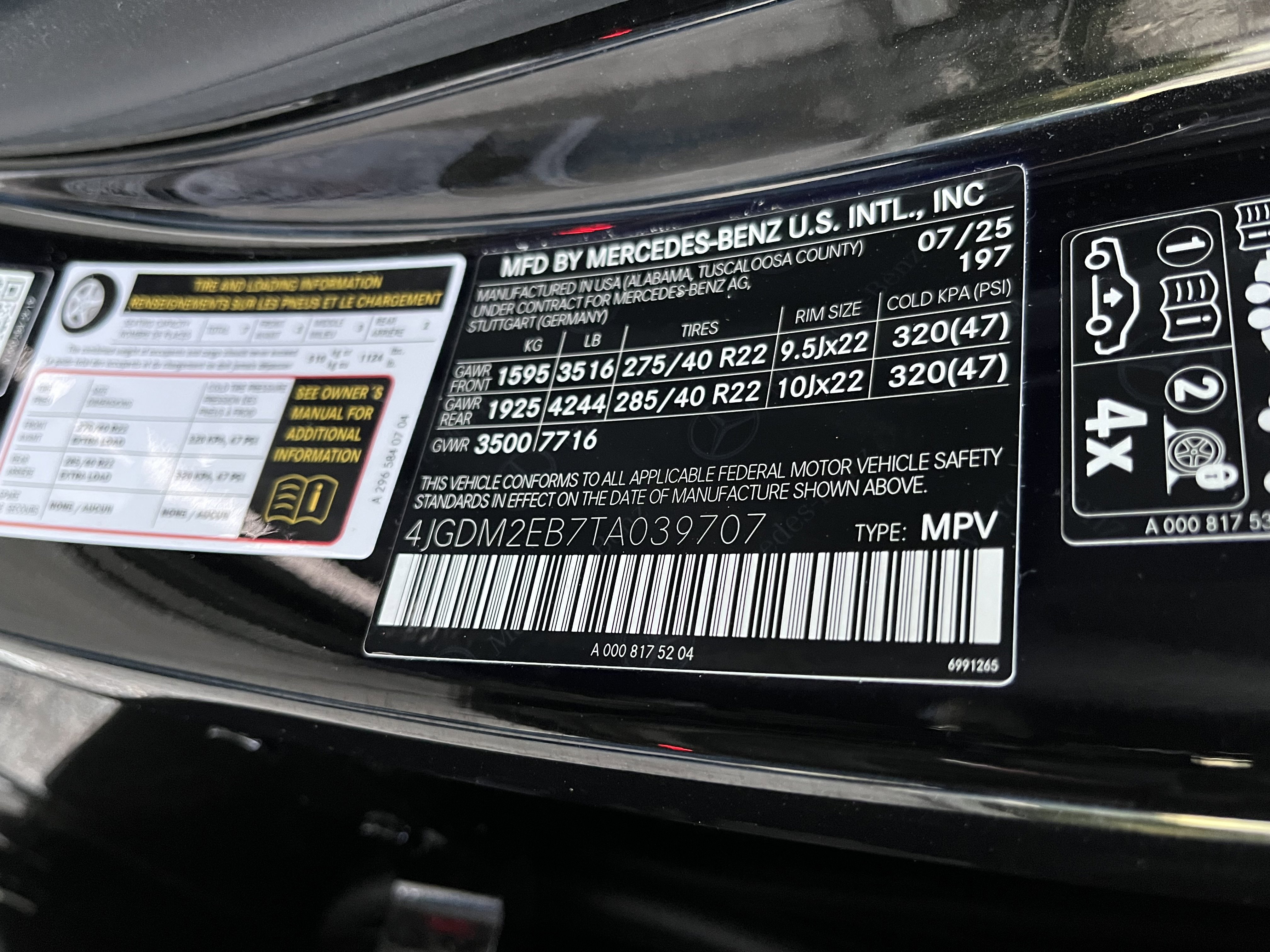 New 2026 Mercedes-Benz EQS 400 4MATIC SUV image 28