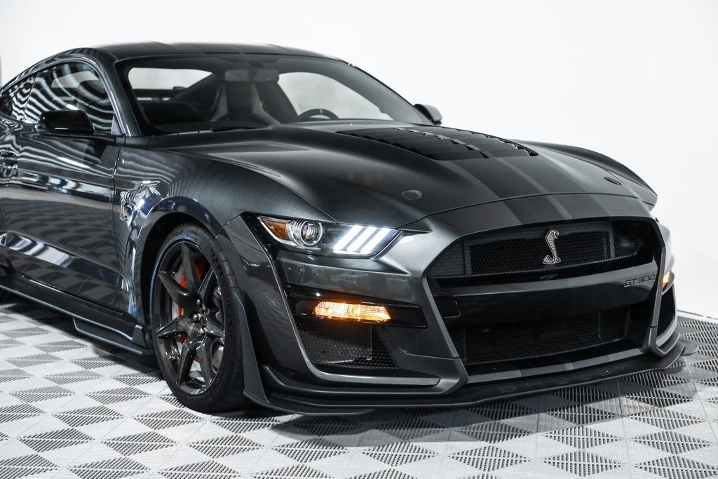 Used 2020 Ford Mustang Shelby GT500 w/ Carbon Fiber Track Pack image 9