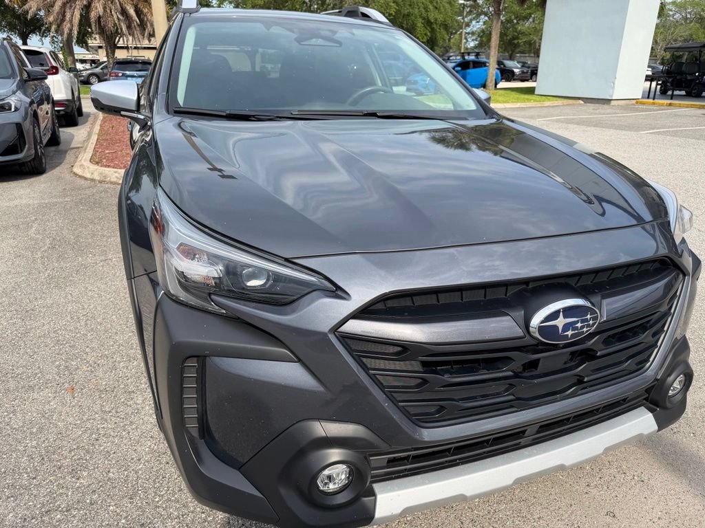 Used 2023 Subaru Outback Touring AWD/4WD image 13
