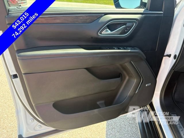 Used 2022 Chevrolet Tahoe LT w/ Luxury Package AWD/4WD image 10