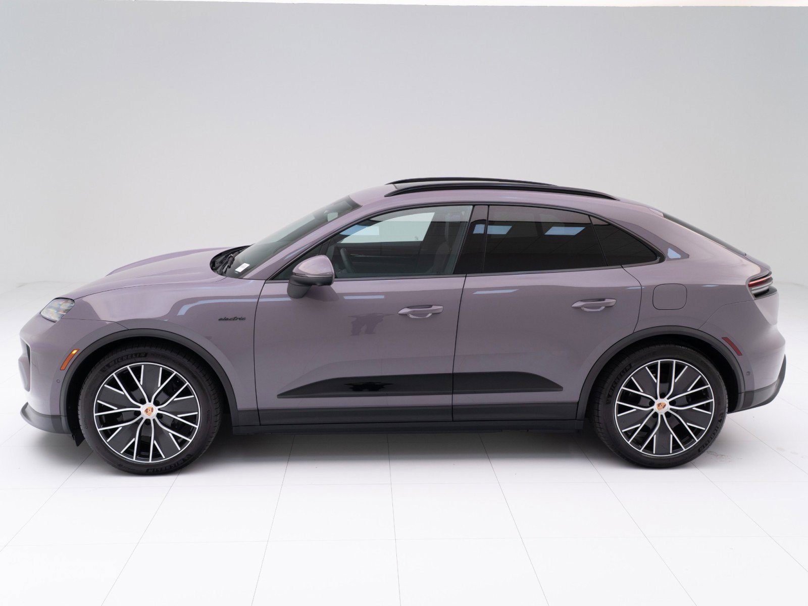 New 2026 Porsche Macan Electric image 2