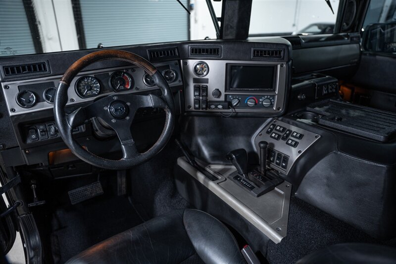 Used 2006 HUMMER H1 4-Door Wagon AWD/4WD image 20