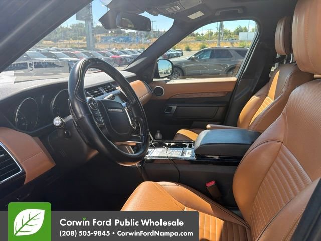 Used 2017 Land Rover Discovery HSE Luxury AWD/4WD image 9