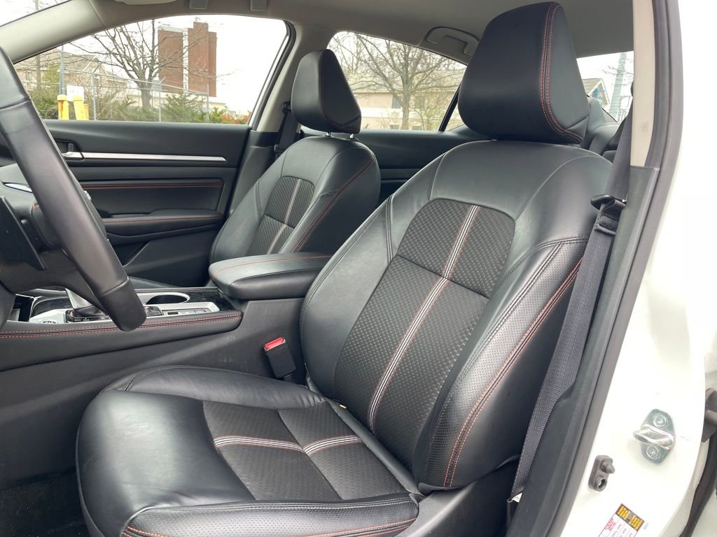 Used 2023 Nissan Altima 2.5 SR image 9