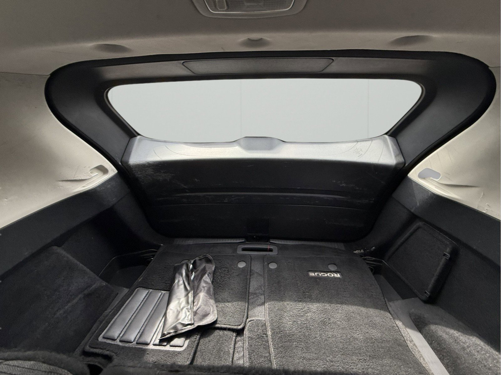 Used 2021 Nissan Rogue S image 23