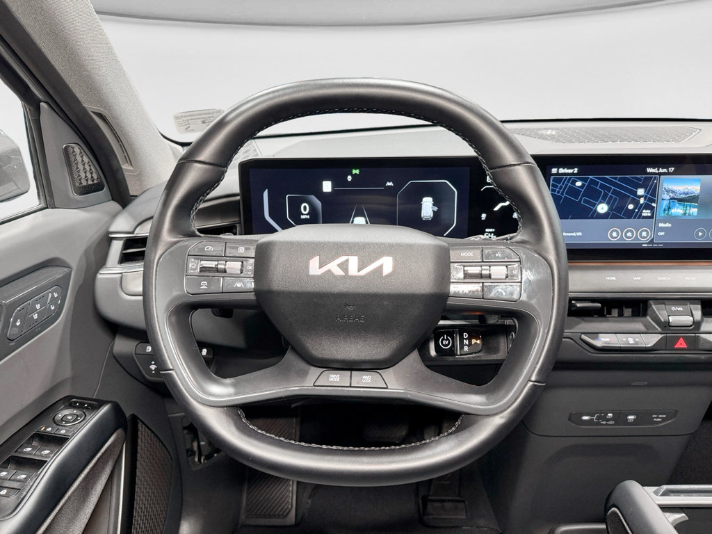 Used 2024 Kia EV9 Land AWD/4WD image 9