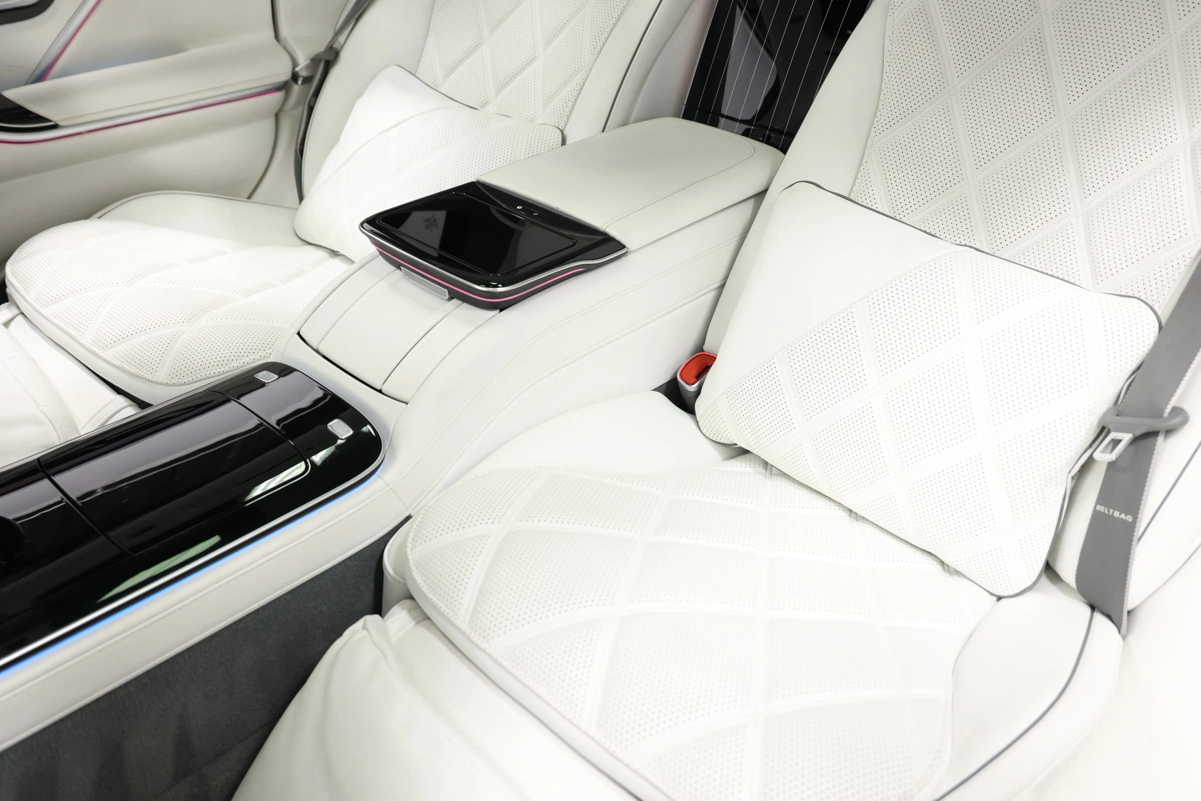Used 2023 Mercedes-Benz Maybach S 580 4MATIC image 75