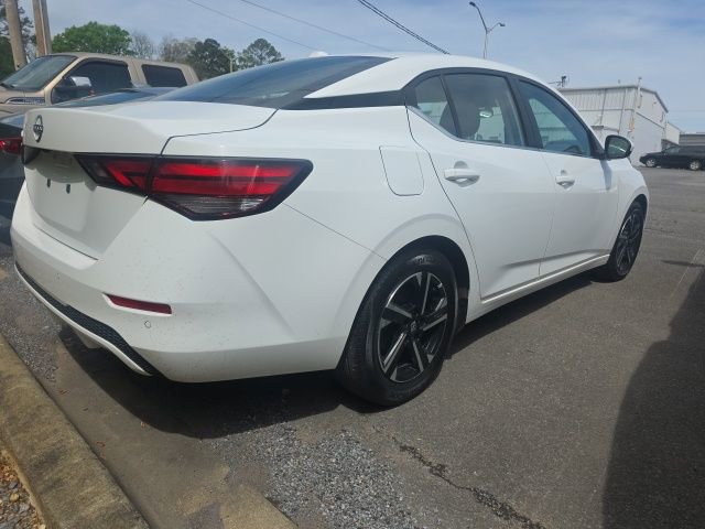 Used 2025 Nissan Sentra SV image 6