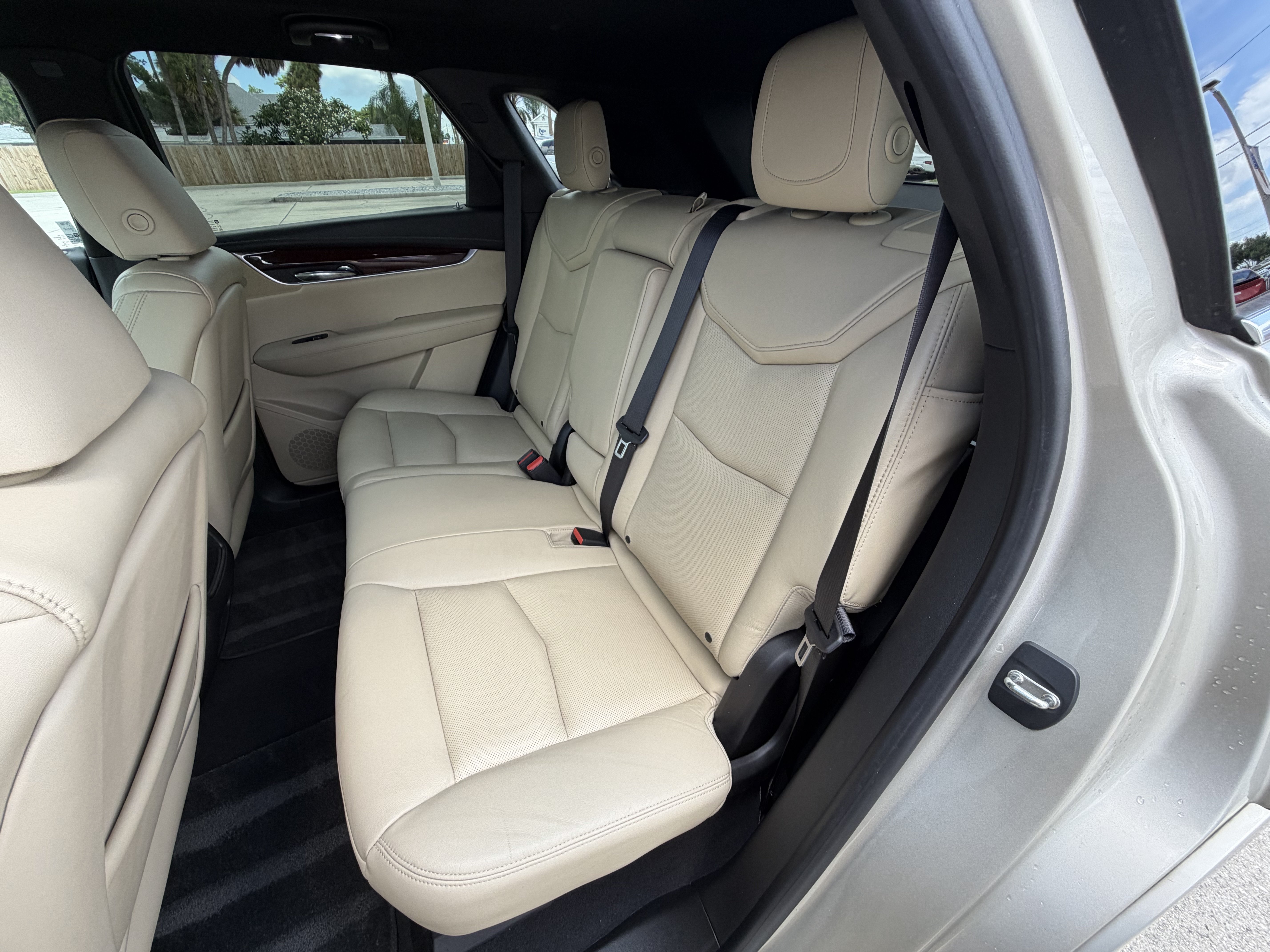 Used 2017 Cadillac XT5 Premium Luxury FWD image 15