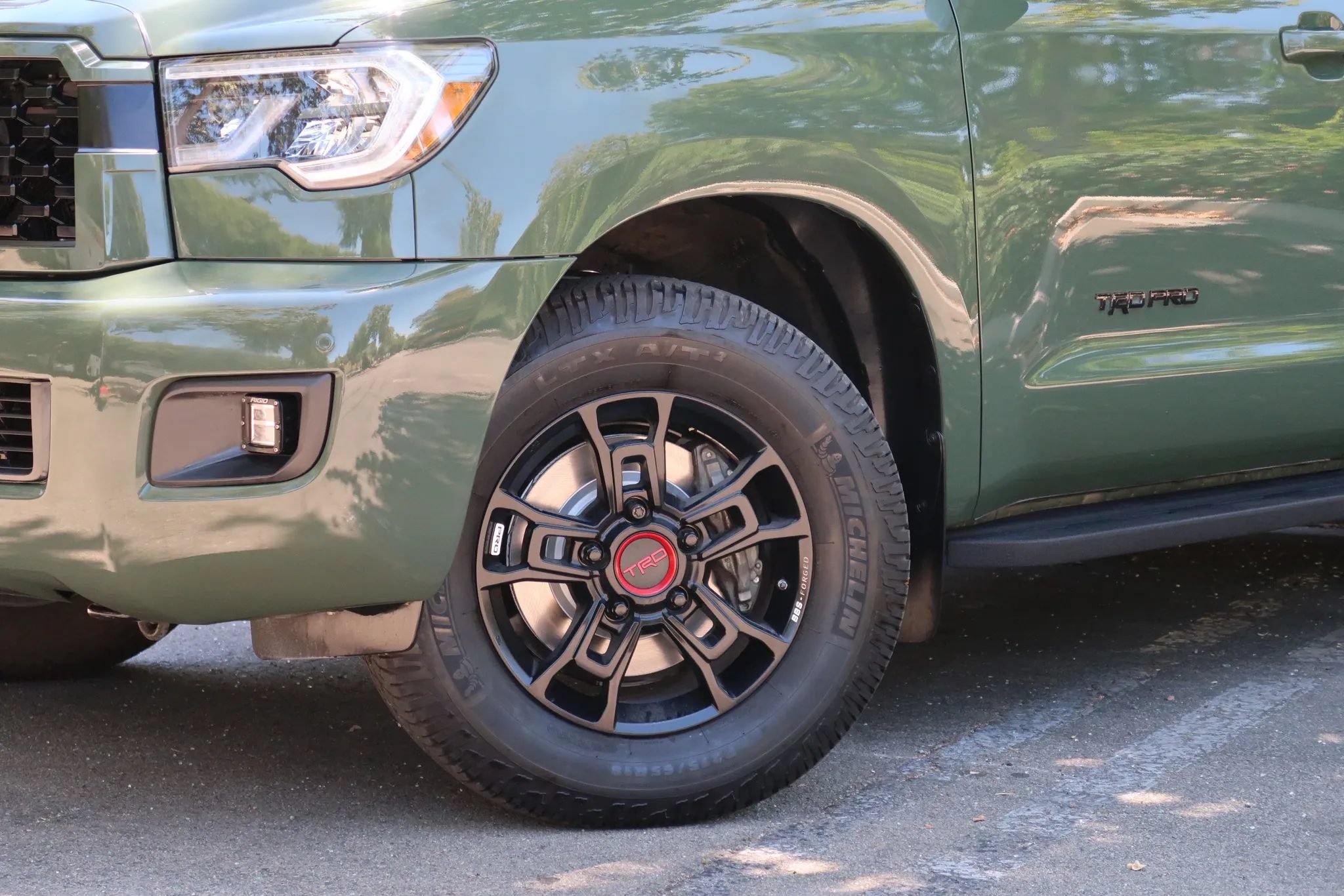 Used 2020 Toyota Sequoia TRD Pro AWD/4WD image 10