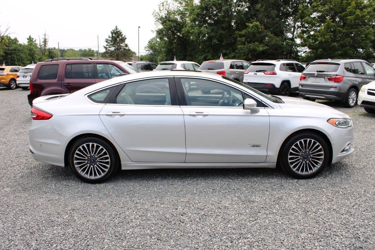 Used 2017 Ford Fusion Energi Titanium FWD image 6