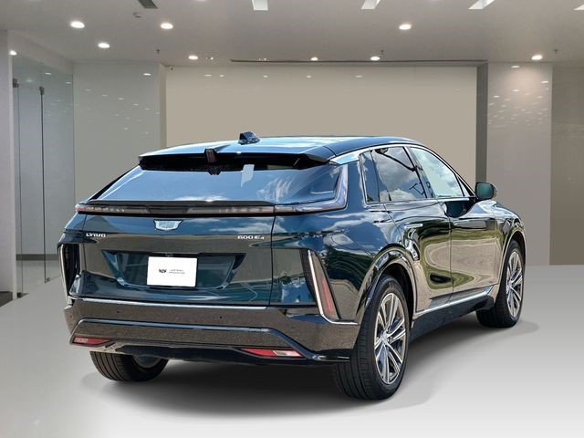 Certified 2024 Cadillac Lyriq Luxury w/ LPO, Floor Liner Package AWD/4WD image 4