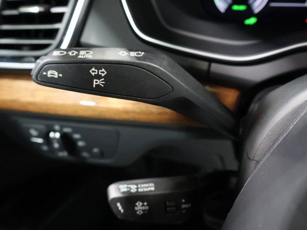 Used 2023 Audi Q5 e Premium image 36