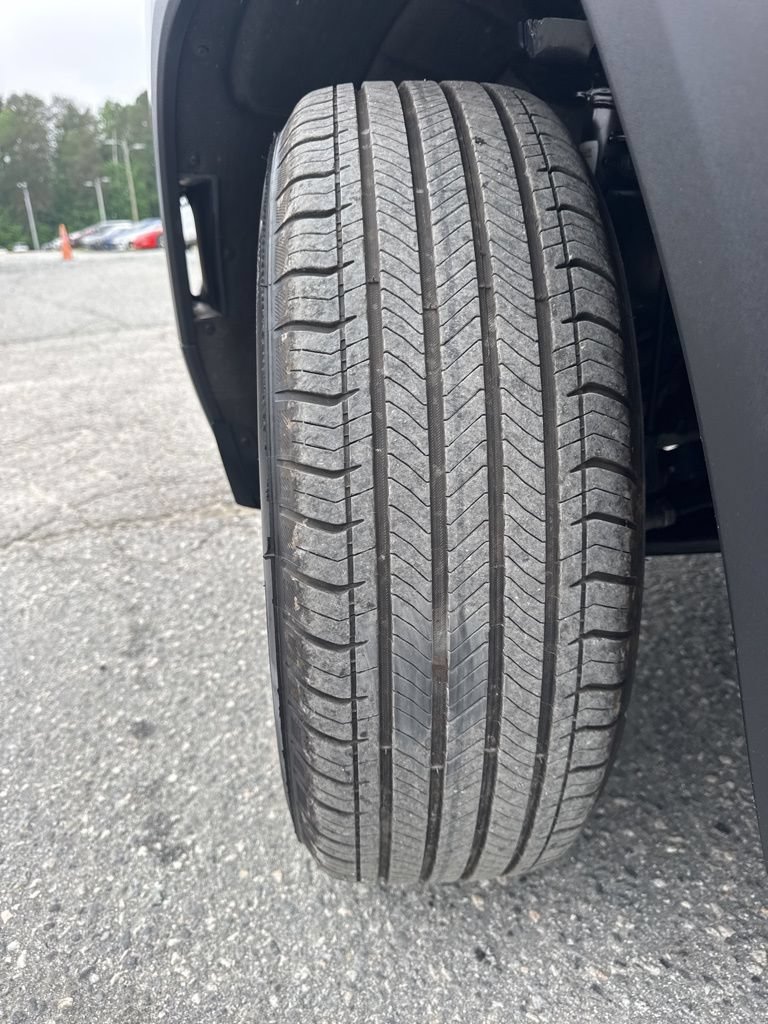 Used 2026 GMC Terrain Elevation FWD image 32