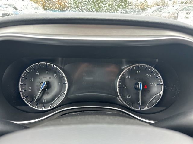 New 2026 Chrysler Pacifica Pinnacle image 16