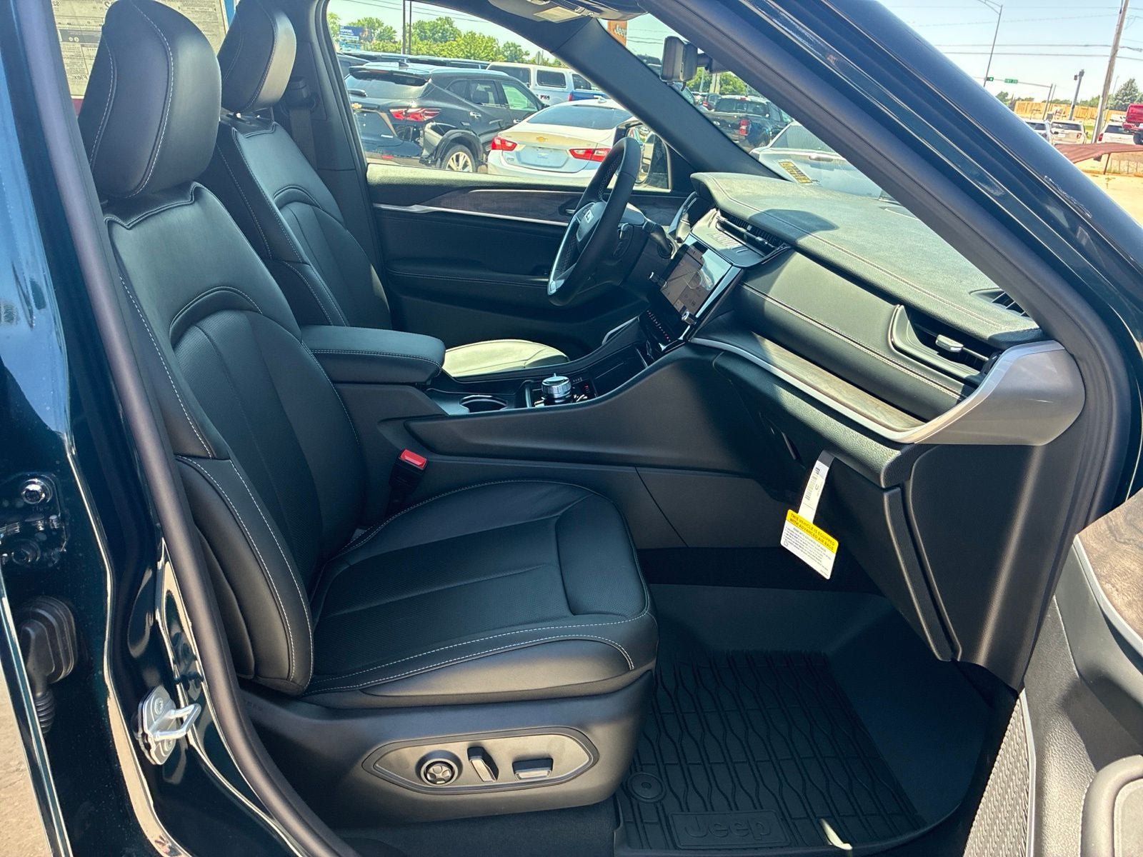 New 2026 Jeep Grand Cherokee Limited AWD/4WD image 20
