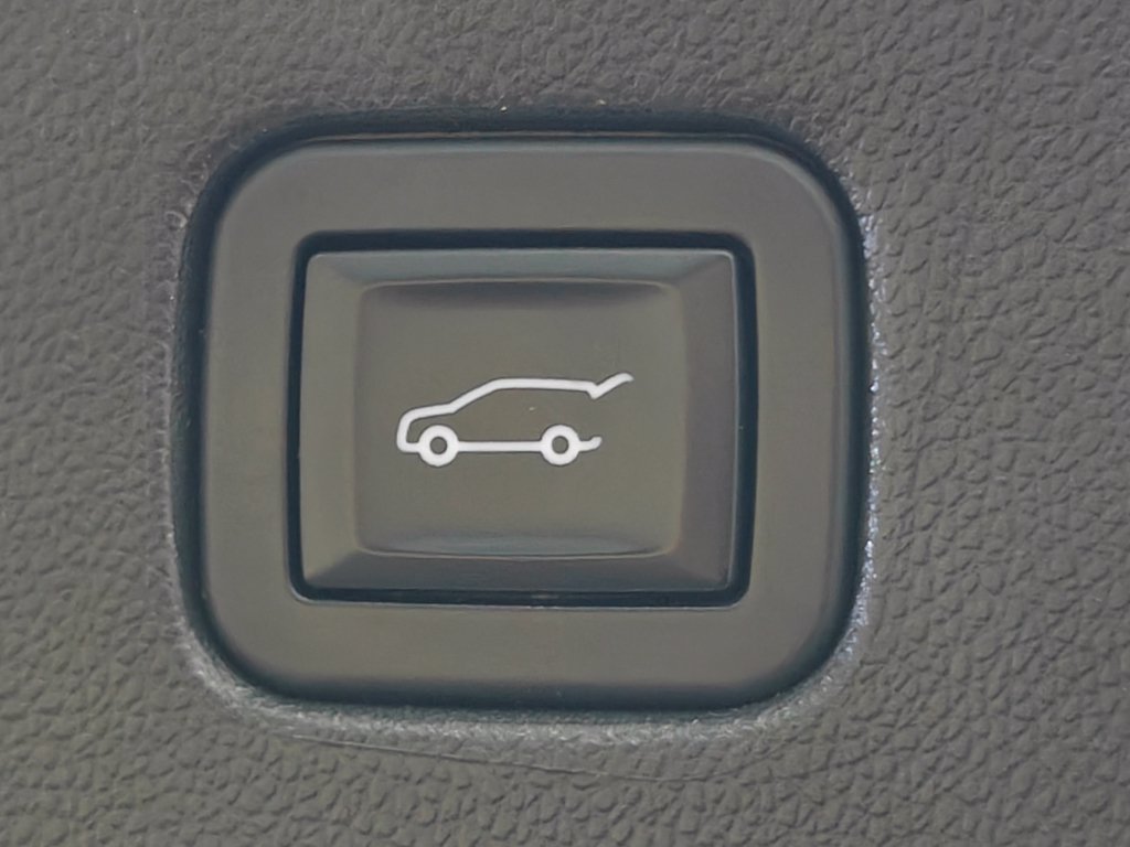 Used 2019 Chevrolet Blazer Premier AWD/4WD image 35