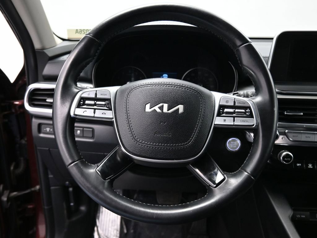 Certified 2022 Kia Telluride LX image 7