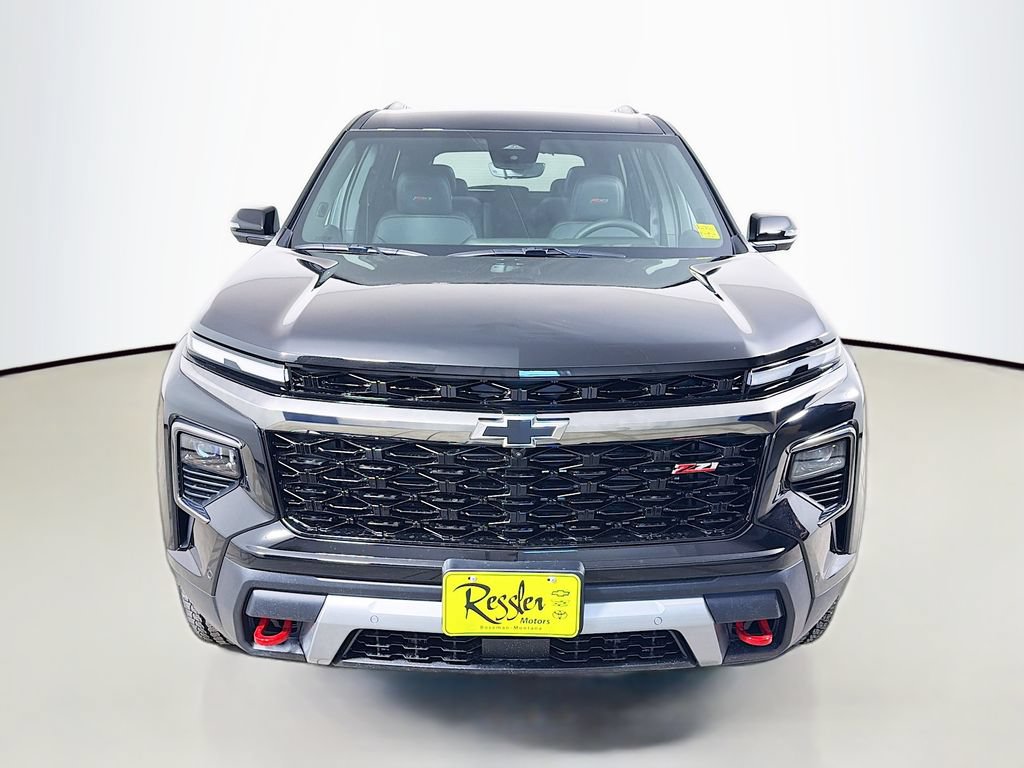 New 2026 Chevrolet Traverse Z71 w/ Enhanced Driving Package AWD/4WD image 2