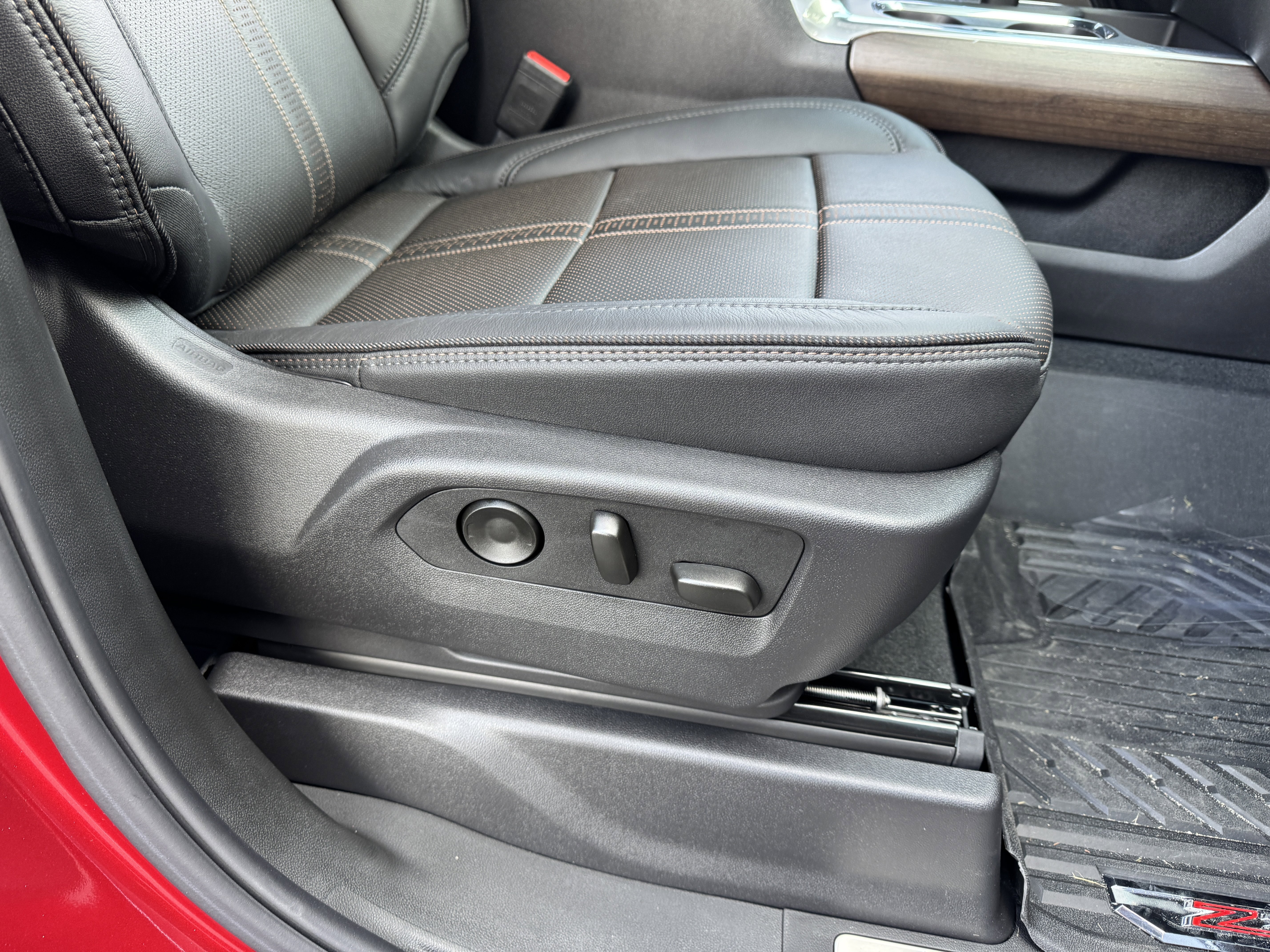 New 2026 Chevrolet Silverado 1500 High Country w/ Technology Package image 24