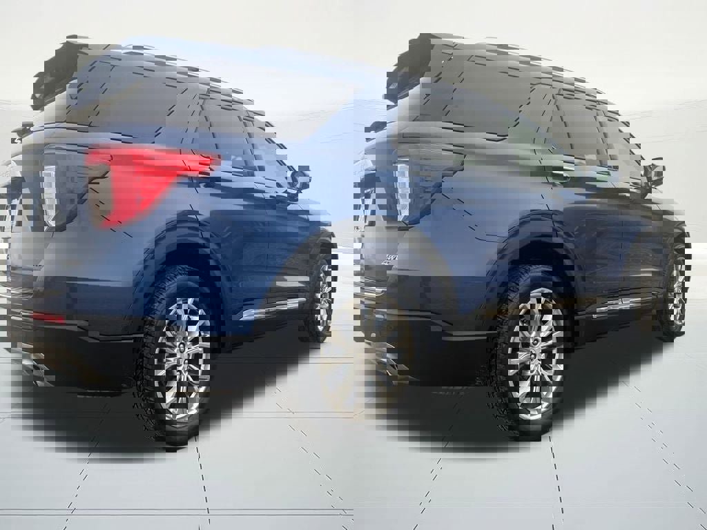 Used 2023 Ford Explorer Limited w/ Equipment Group 301A image 5