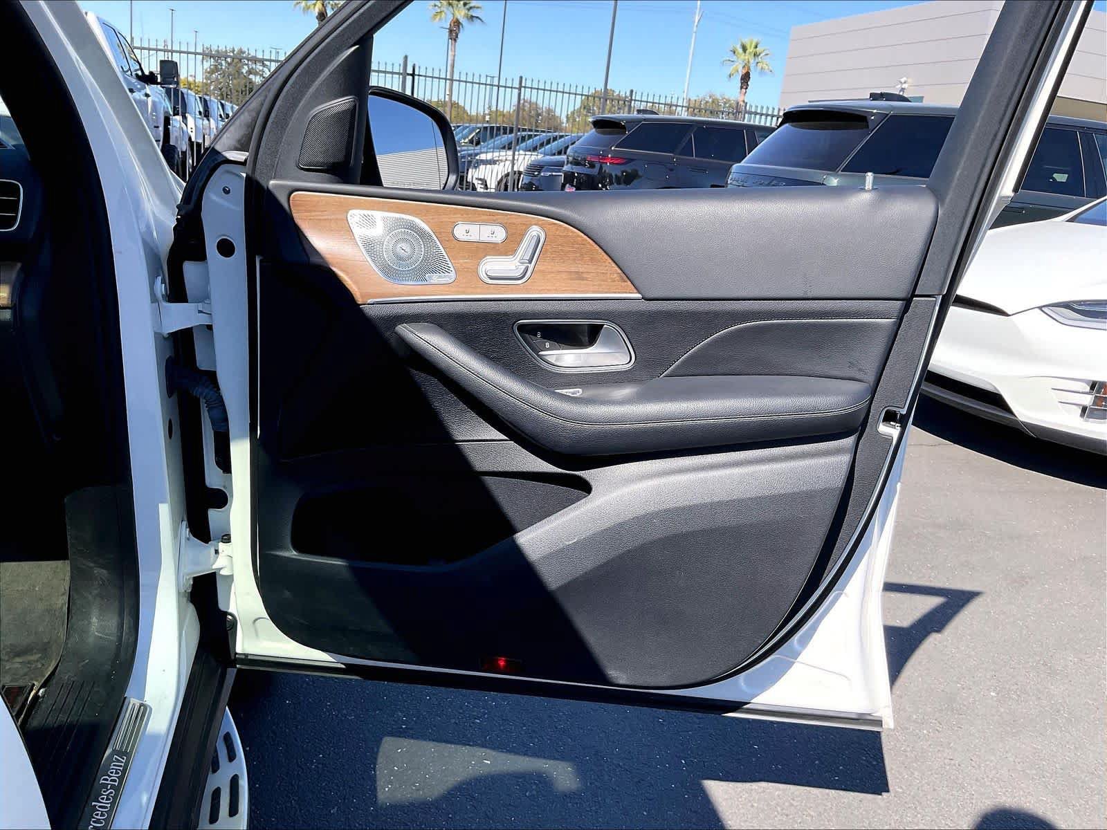 Used 2021 Mercedes-Benz GLE 450 4MATIC image 25